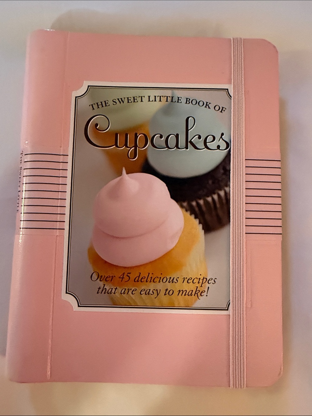 Two Cupcake Books - Picture 2 of 5